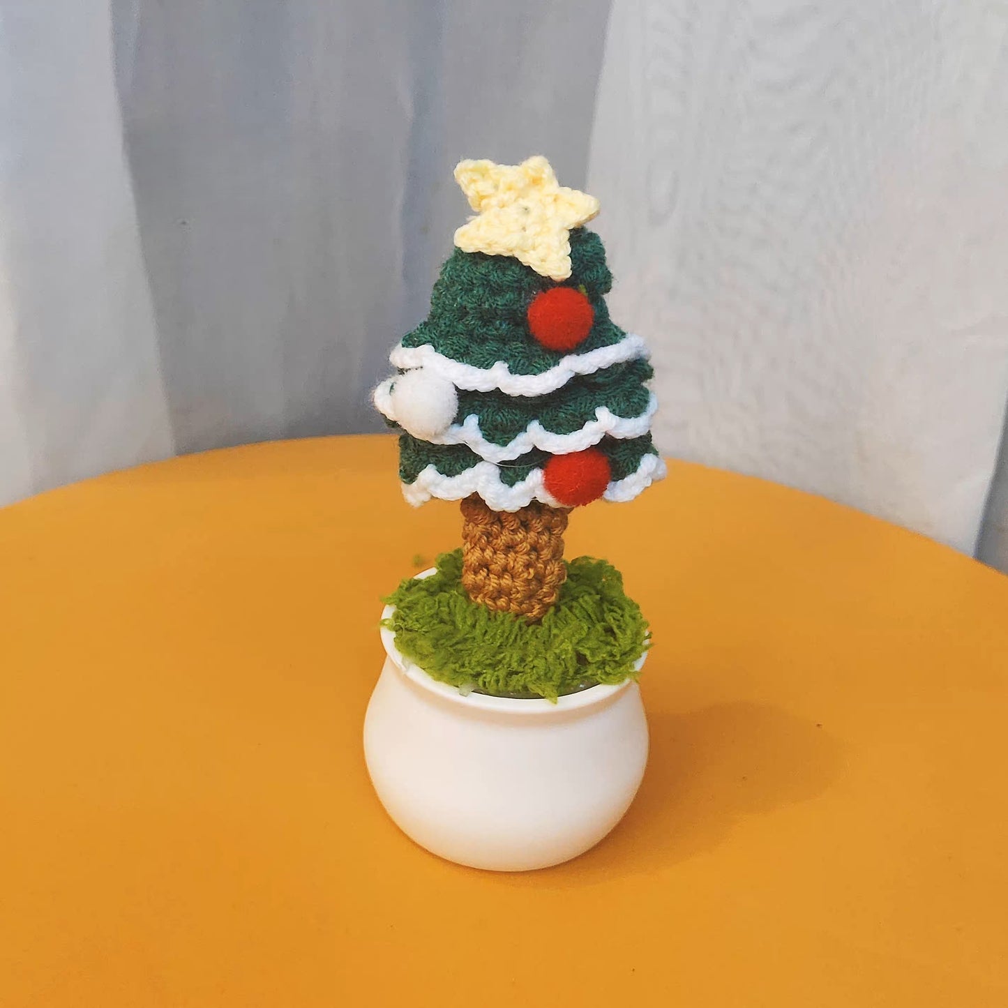Hand-Knitted Christmas Tree D3