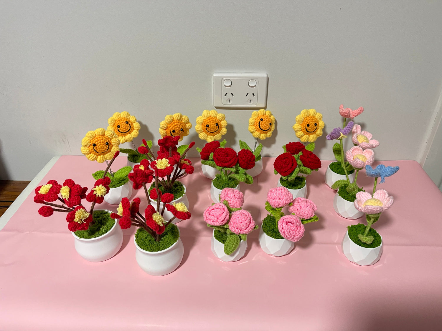 Handmade Crochet Flowers & Adorable Animal Pots